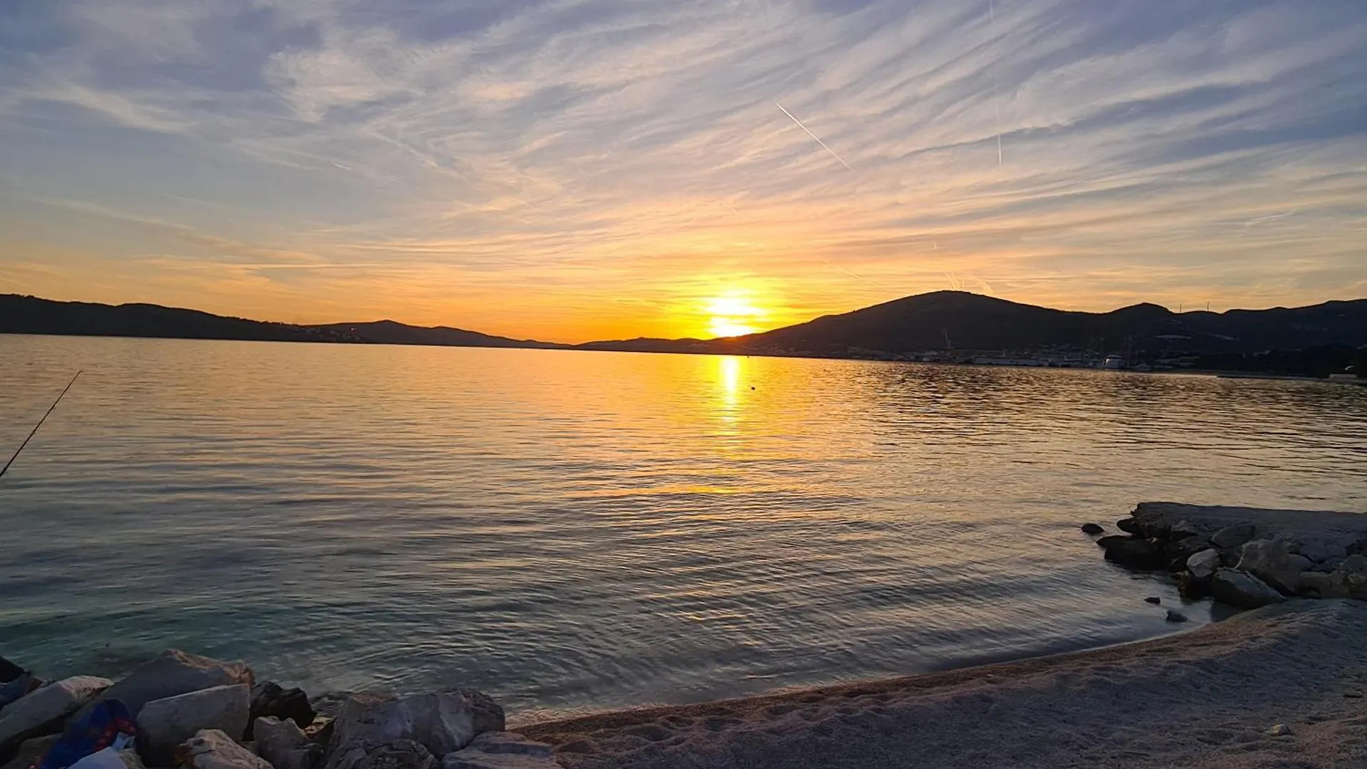 Modern Apartment Near The Sea-Mise Trogir 0*,  Croatia