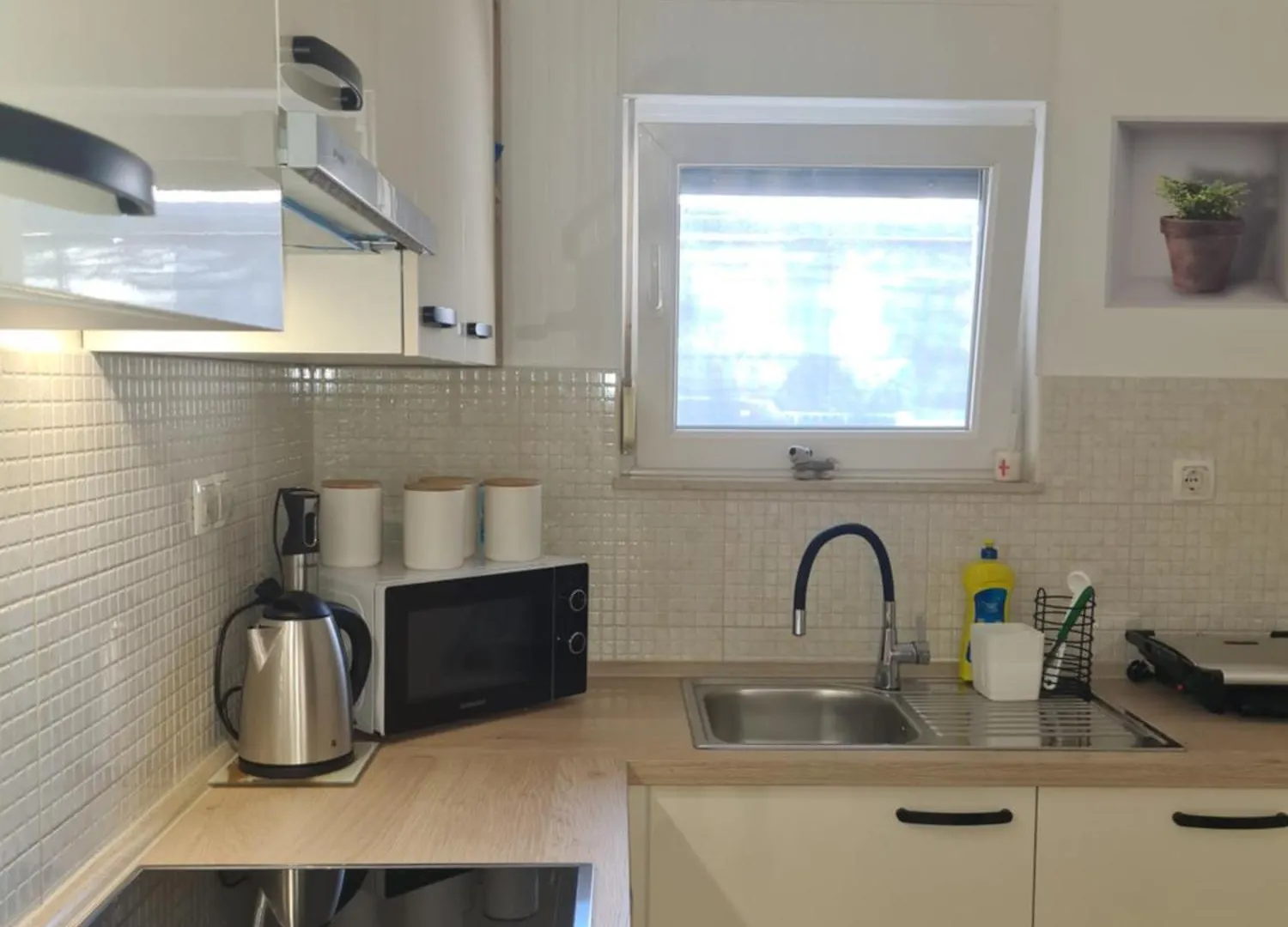 Modern Apartment Near The Sea-Mise Trogir