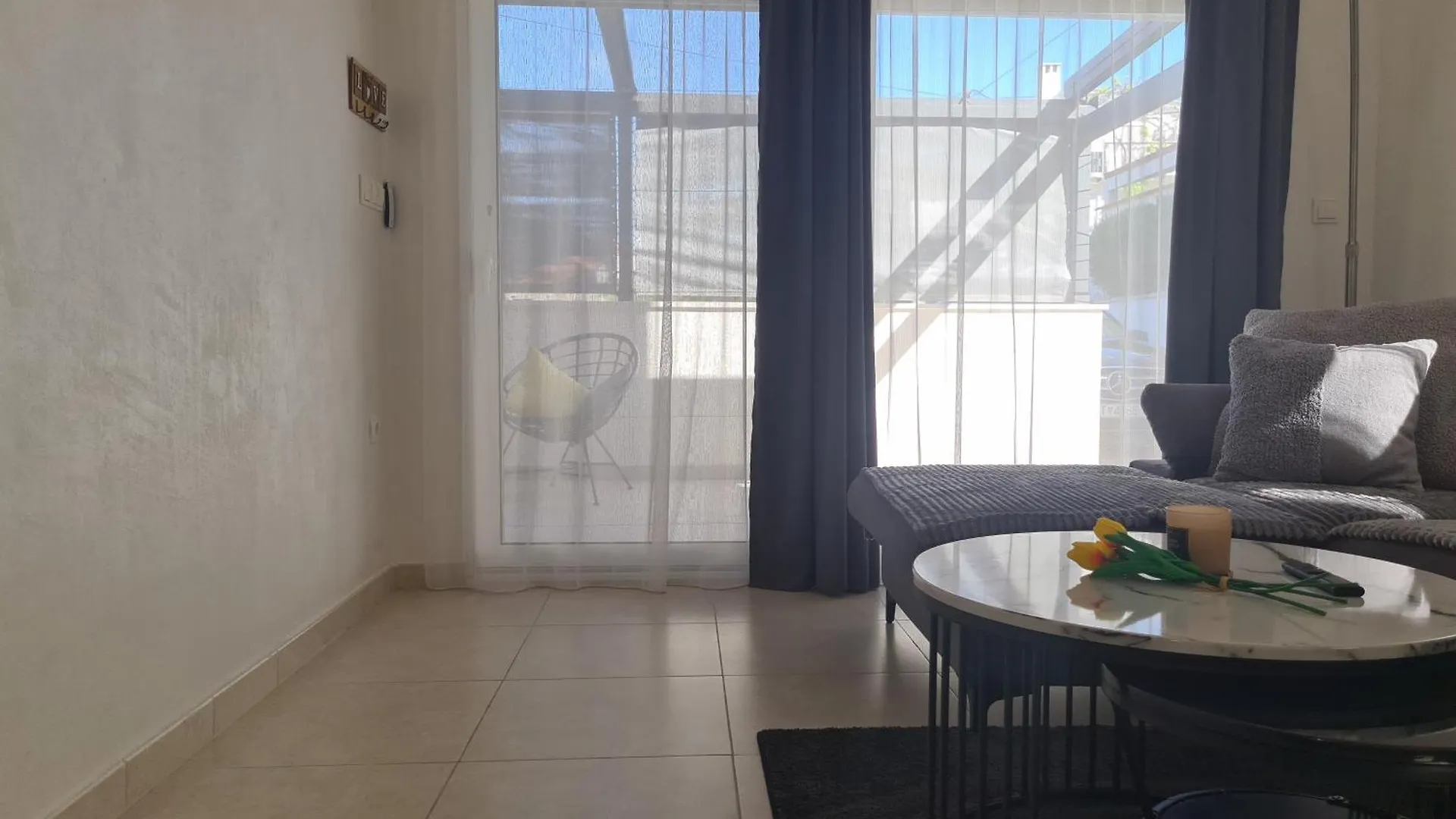 Modern Apartment Near The Sea-Mise Trogir Croatia