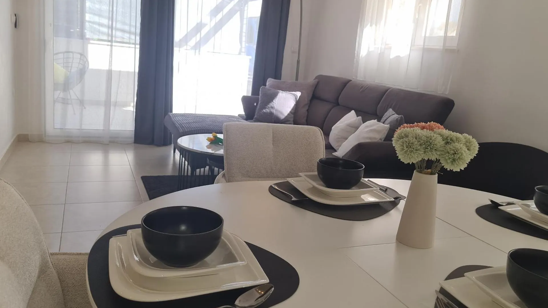 Modern Apartment Near The Sea-Mise Trogir Croatia